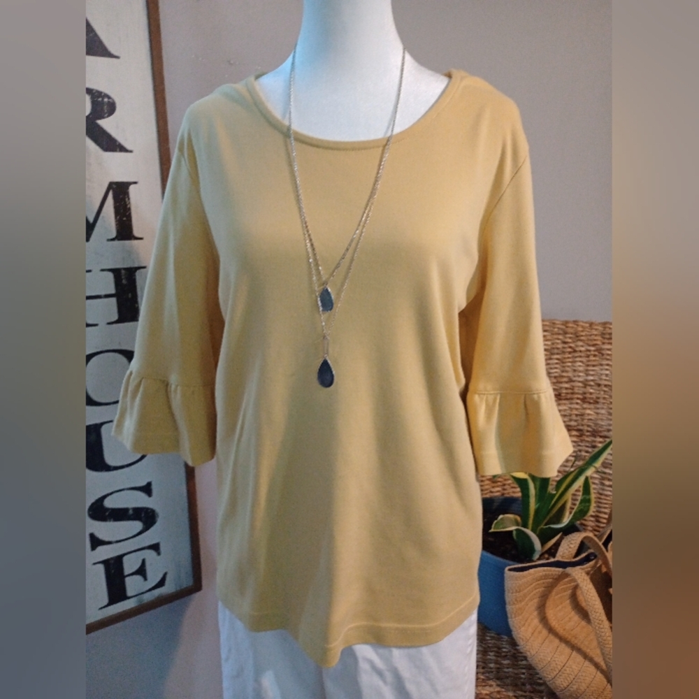 Yellow Ruffle Sleeve Top by Blair Size Large